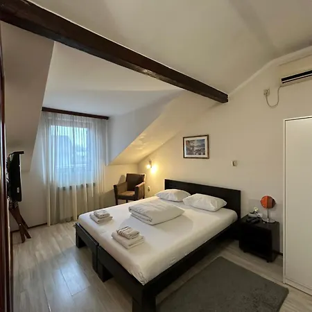 & Stojic Gostinjska kuća