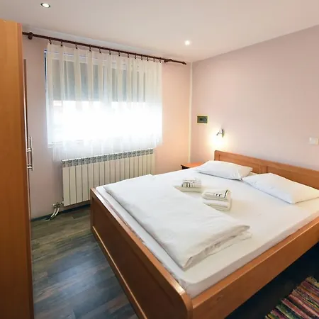 & Stojic 2* Novi Sad